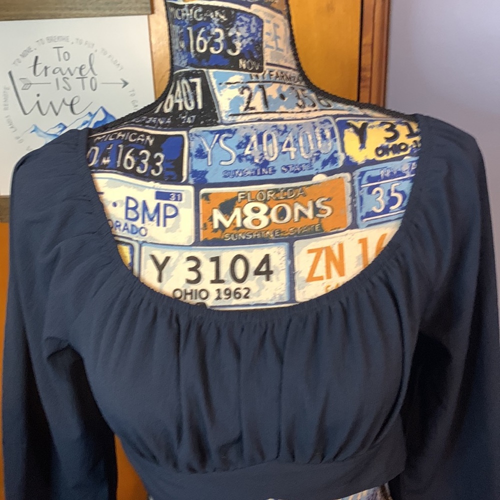 SHEIN Crop Top Medium - Picture 2 of 6